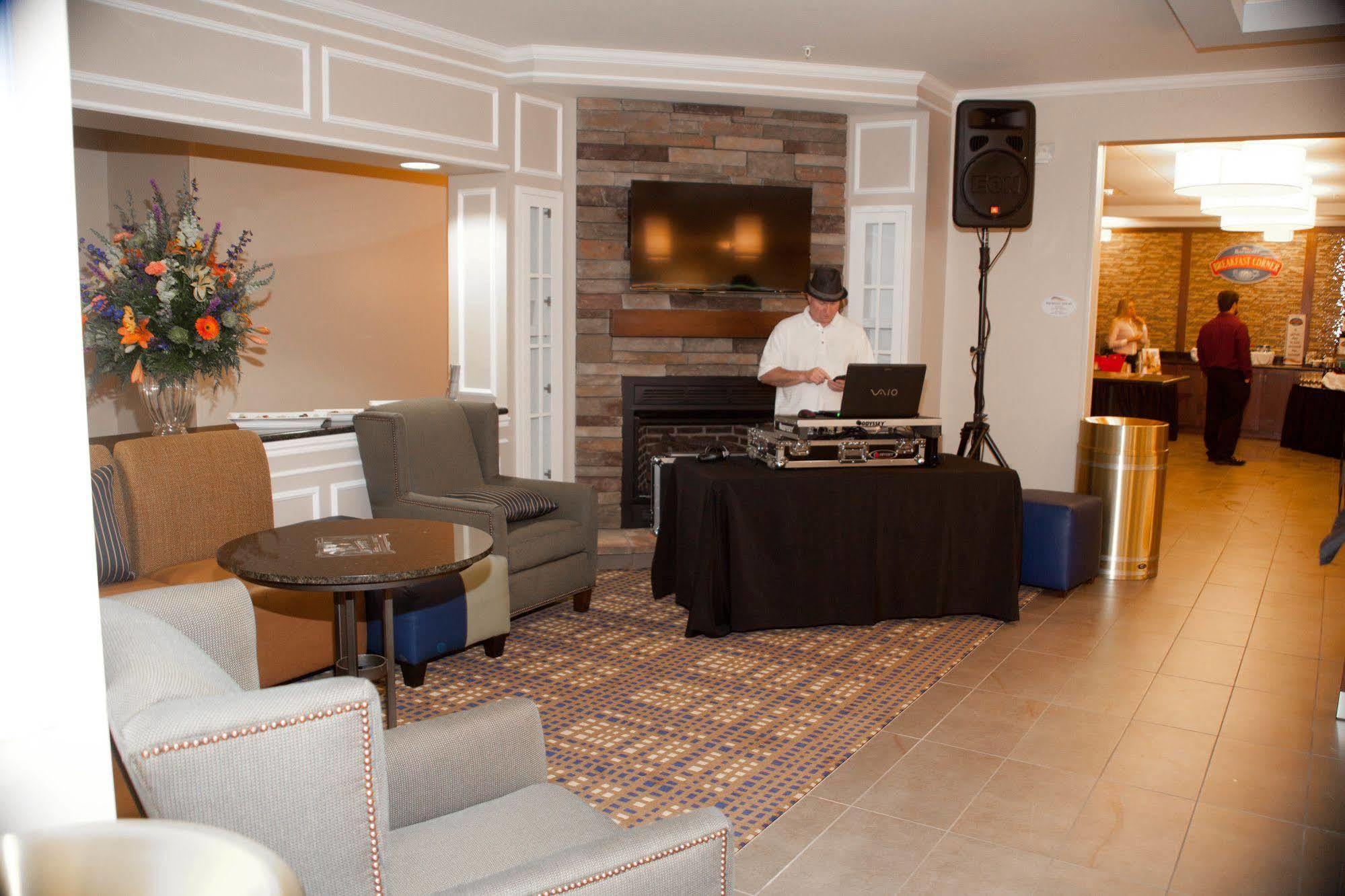 Hotel Baymont By Wyndham Erie Kearsarge Esterno foto